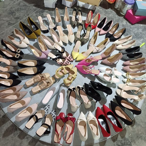 Stock Cheap Women High Heels Large Variety Sandals Clear at Discount Wholesale