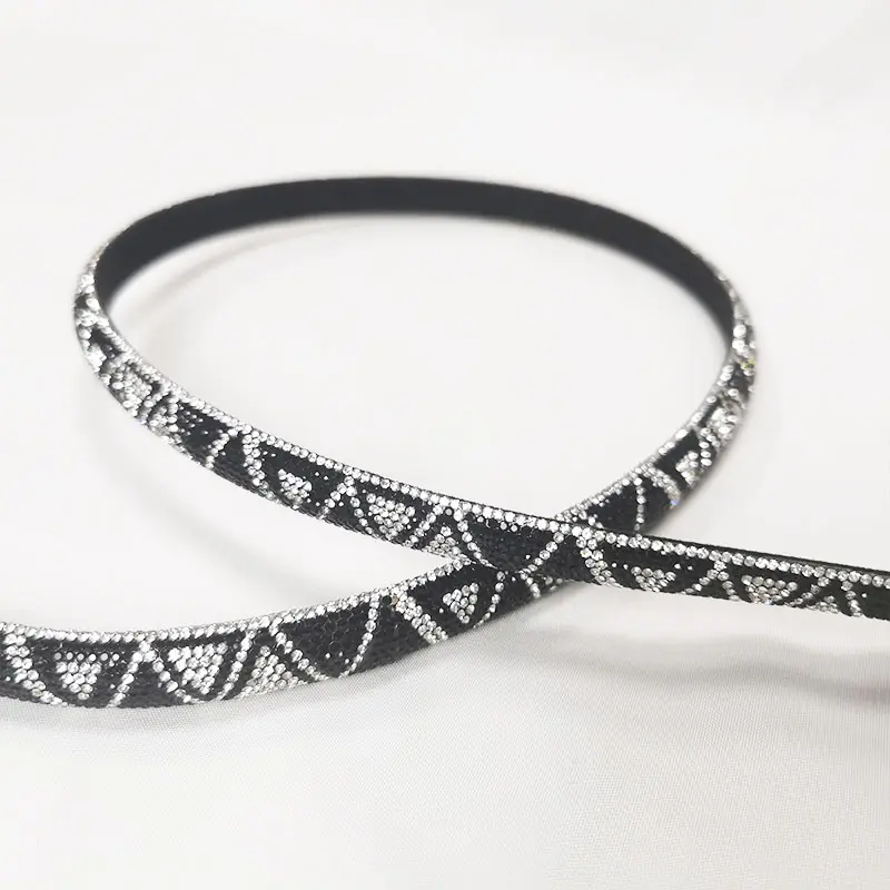 Yiwu Cheap Stock Crystal Diamond Strip Black Rhinestone Rope For Fashion Shoes Handbags Hairband Belts